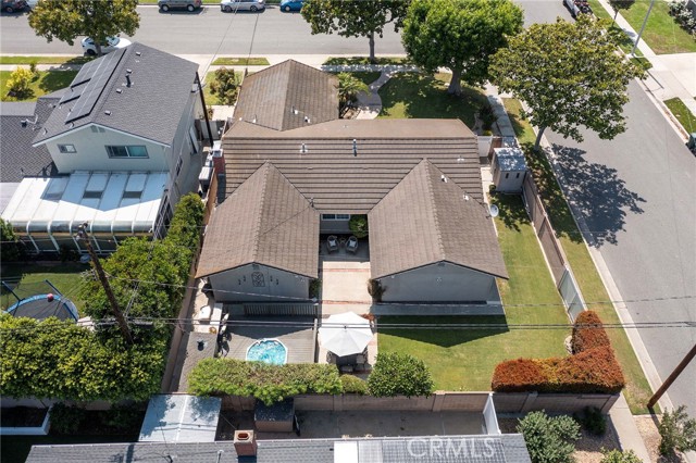 Image 43 of 53 For 17290 Ash Street