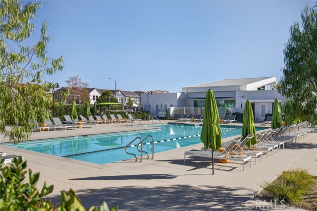 Detail Gallery Image 43 of 66 For 4059 Pomelo Dr, Corona,  CA 92883 - 4 Beds | 3 Baths