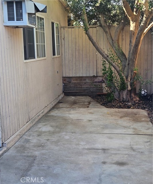 17537 Tuba, Northridge CA: https://media.crmls.org/medias/42bf6726-db20-495f-aaf5-6d59ac82454d.jpg