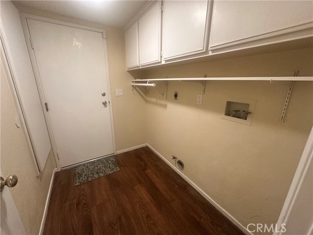 Detail Gallery Image 9 of 11 For 8090 E Goldenrod Ln, Anaheim,  CA 92808 - 3 Beds | 3 Baths