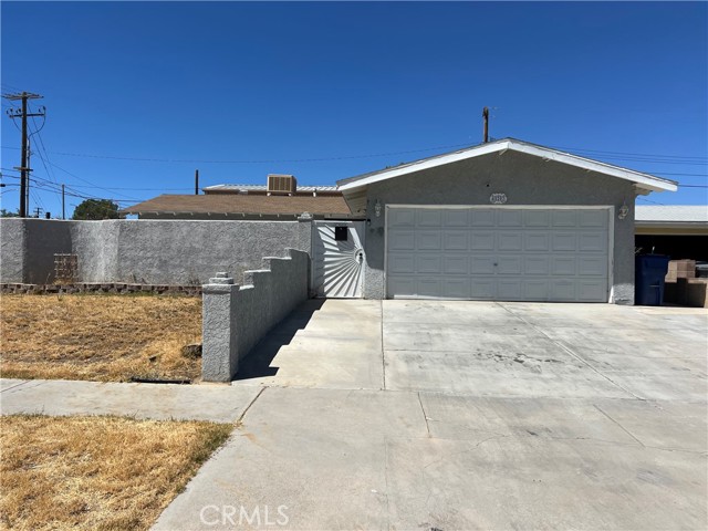 45203 Lorimer Ave, Lancaster, CA 93534