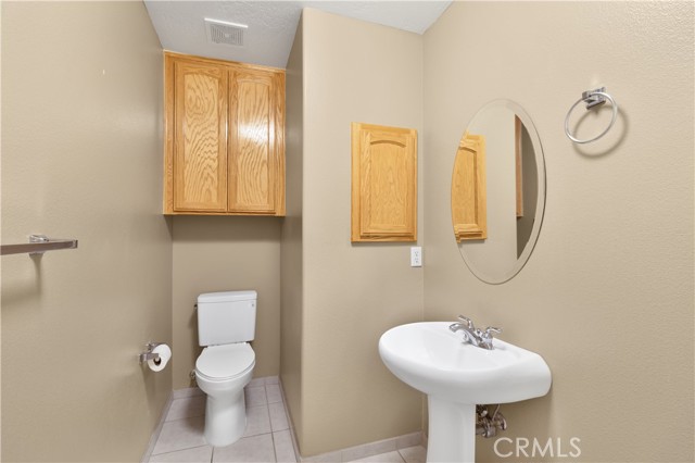 Detail Gallery Image 13 of 29 For 17044 Tiama Rd, Apple Valley,  CA 92307 - 2 Beds | 2/1 Baths