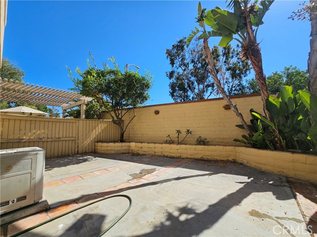 2363 Paseo Circulo, Tustin CA: https://media.crmls.org/medias/42c384f1-d01a-4bd5-8274-d2d0b52c33f1.jpg