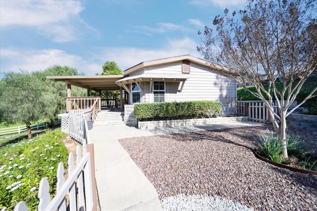 Detail Gallery Image 7 of 58 For 2104 Reineman, Fallbrook,  CA 92028 - 2 Beds | 2 Baths