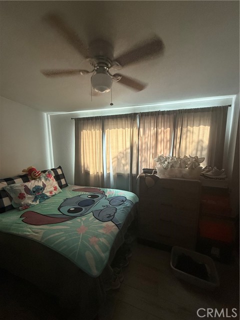 2106 W 11th Street, Santa Ana CA: https://media.crmls.org/medias/42c3a092-0eeb-4a51-9a43-7c8ac208acda.jpg