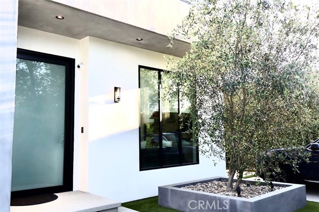 6430 Drexel AVE, Los Angeles CA: https://media.crmls.org/medias/42c41276-6198-4d0c-9e64-fba048d3514e.jpg
