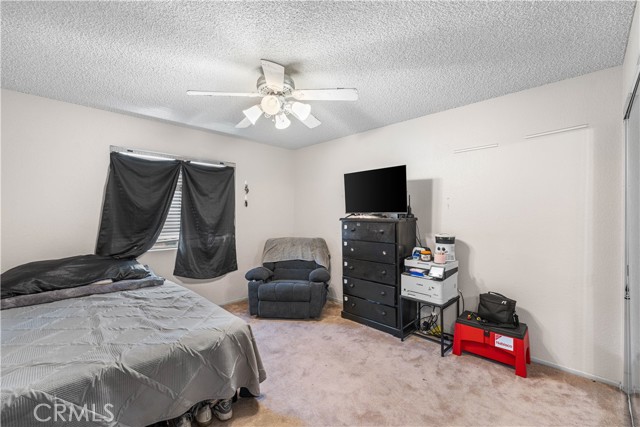3046 W Avenue J4, Lancaster CA: https://media.crmls.org/medias/42c43af2-5b65-4b55-b489-b573d4f8dd1b.jpg