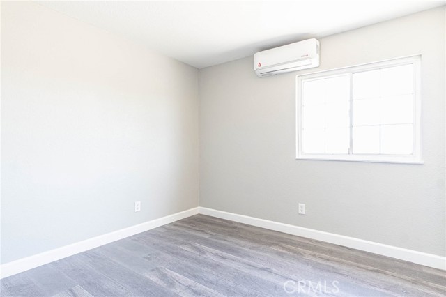 2008 Sequoia Drive, Barstow CA: https://media.crmls.org/medias/42c49be6-6be0-4f15-b7fc-02a218a27c7c.jpg