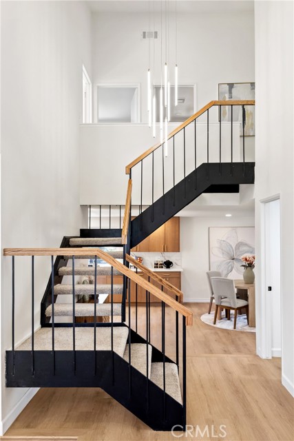 Image 23 of 56 For 19841 Lombardy Lane