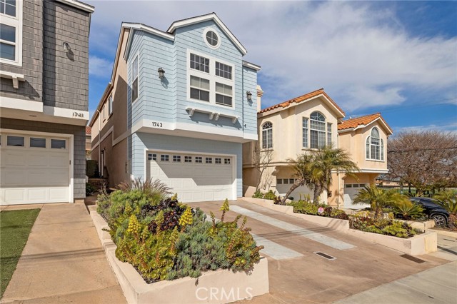 1743 Havemeyer Lane, Redondo Beach CA: https://media.crmls.org/medias/42c4c319-8baa-4974-90ab-78c1961b072a.jpg