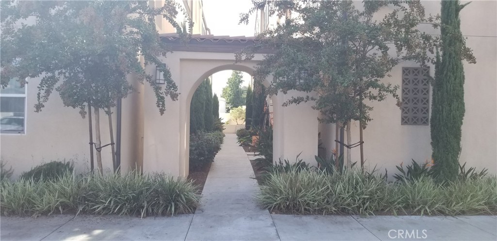 MLS #WS25228012 image #2