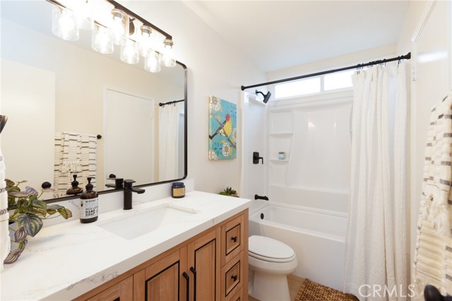 24595 Alcoba Drive, Mission Viejo CA: https://media.crmls.org/medias/42c5e0c4-16ad-42cb-82bf-3f84f9786b64.jpg