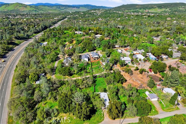 Detail Gallery Image 27 of 34 For 15560 20th Ave, Clearlake,  CA 95422 - 3 Beds | 2 Baths