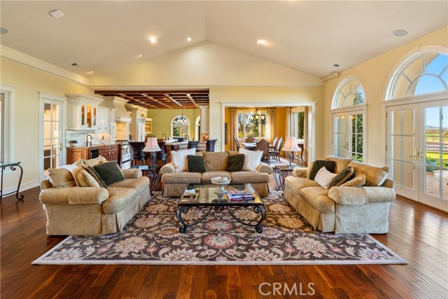 Detail Gallery Image 8 of 75 For 5315 El Pomar Drive, Templeton,  CA 93465 - 7 Beds | 5/2 Baths