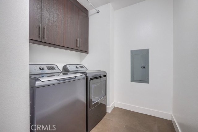 Detail Gallery Image 35 of 75 For 402 Rockefeller #410,  Irvine,  CA 92612 - 2 Beds | 2/1 Baths