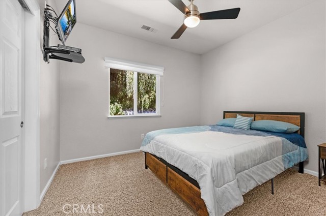 13715 E Nebraska Avenue, Kingsburg CA: https://media.crmls.org/medias/42c7dae7-f7d6-4212-b105-3bc5e313165c.jpg