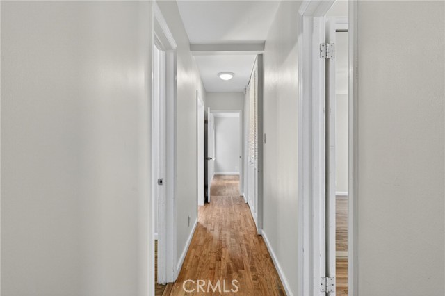 Detail Gallery Image 15 of 27 For 608 35th St, Manhattan Beach,  CA 90266 - 3 Beds | 2 Baths