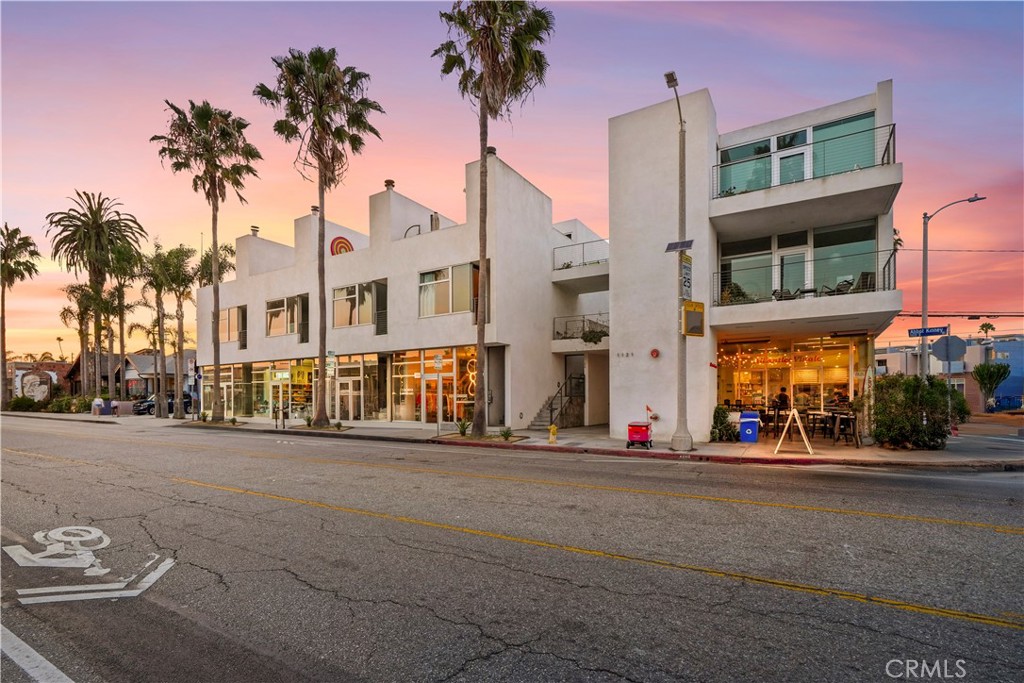 1121 Abbot Kinney Boulevard #3