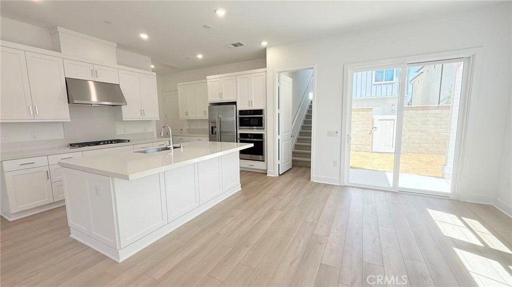 42cc63c8 8299 4d22 A46d 05f85985a284