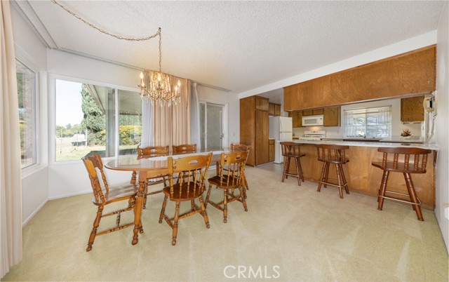 Detail Gallery Image 7 of 26 For 365 Midori Ln, Calimesa,  CA 92320 - 2 Beds | 2 Baths