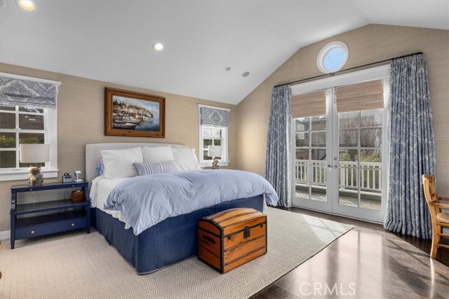 Detail Gallery Image 25 of 37 For 3001 N Poinsettia Ave, Manhattan Beach,  CA 90266 - 5 Beds | 4 Baths