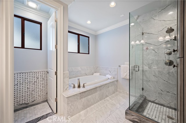 1407 S Catalina Avenue, Redondo Beach CA: https://media.crmls.org/medias/42cd075d-f37a-4a7d-80df-fa47e1588236.jpg