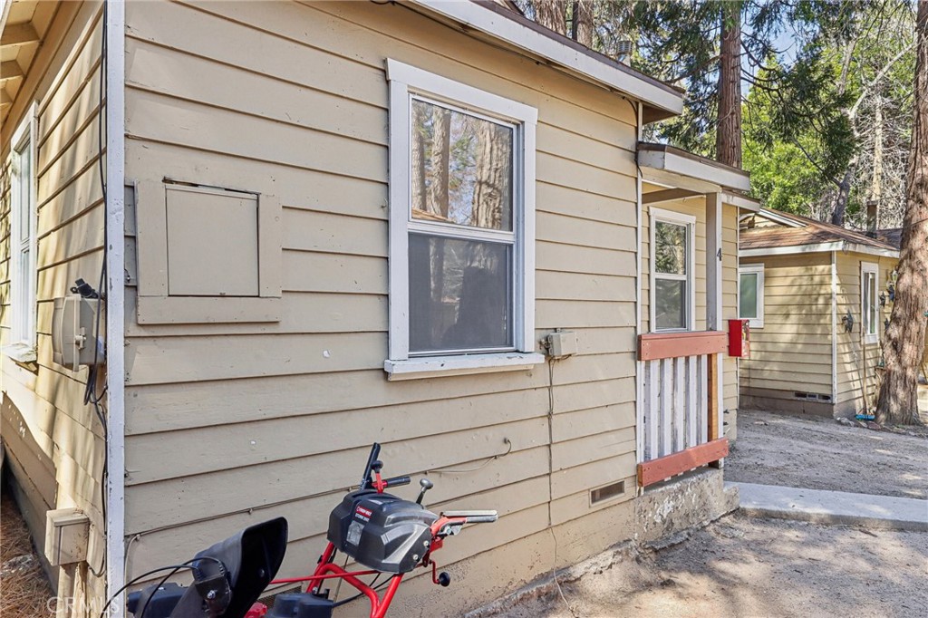 42Cf13Bc 0274 44A6 8B48 Dfb87Cccb68F 618 Wildrose Lane, Crestline, Ca 92325 &Lt;Span Style='BackgroundColor:transparent;Padding:0Px;'&Gt; &Lt;Small&Gt; &Lt;I&Gt; &Lt;/I&Gt; &Lt;/Small&Gt;&Lt;/Span&Gt;