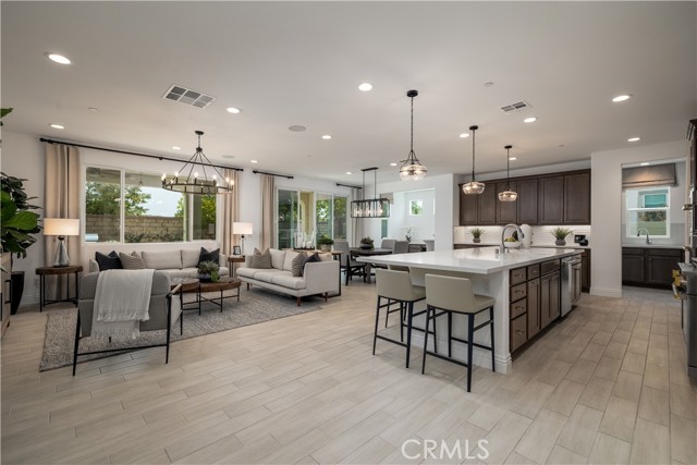 Detail Gallery Image 6 of 50 For 24405 Arroyo Dr, Menifee,  CA 92584 - 4 Beds | 3 Baths