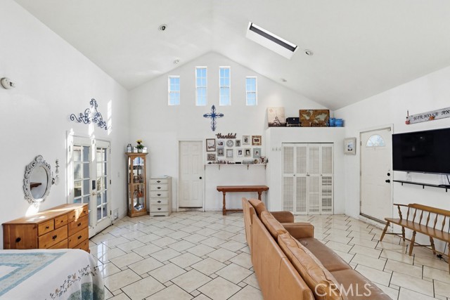 Detail Gallery Image 15 of 27 For 10970 Ruth, Lynwood,  CA 90262 - 2 Beds | 1 Baths