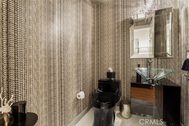11952 Montana Ave, #203 photo 27