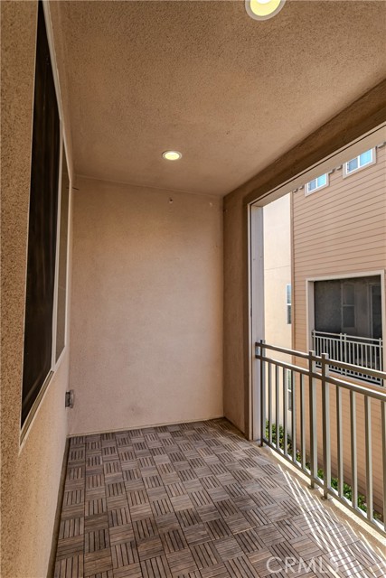 Detail Gallery Image 13 of 46 For 646 Savi, Corona,  CA 92878 - 3 Beds | 2/2 Baths