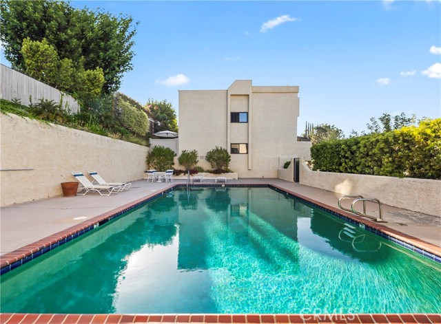 Detail Gallery Image 20 of 33 For 4227 Freedom Dr #304,  Calabasas,  CA 91302 - 3 Beds | 2 Baths