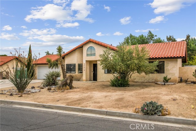 Detail Gallery Image 4 of 28 For 54610 Primavera Dr, Yucca Valley,  CA 92284 - 3 Beds | 2 Baths