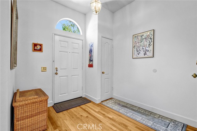 2300 Maple Ave, Torrance CA: https://media.crmls.org/medias/42d2e61d-608c-47ce-a6f6-98ab5e560518.jpg