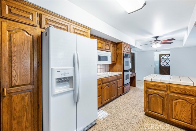 Detail Gallery Image 5 of 22 For 5118 N Harrison Ave, Fresno,  CA 93711 - 3 Beds | 2 Baths