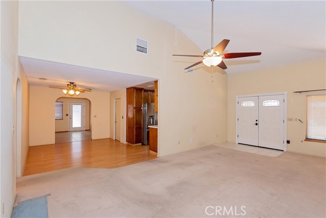 Detail Gallery Image 5 of 45 For 11043 Rome Beauty Dr, California City,  CA 93505 - 3 Beds | 2 Baths