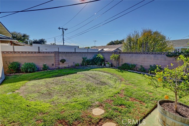 10291 Wyatt Road, Stanton CA: https://media.crmls.org/medias/42d3ebd8-ba49-4396-8f46-1b94d3a30f0a.jpg
