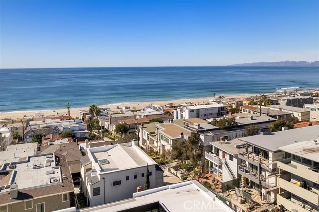 319 29th Street, Manhattan Beach, California 90266, 5 Bedrooms Bedrooms, ,3 BathroomsBathrooms,Residential,Sold,29th,SB22026167