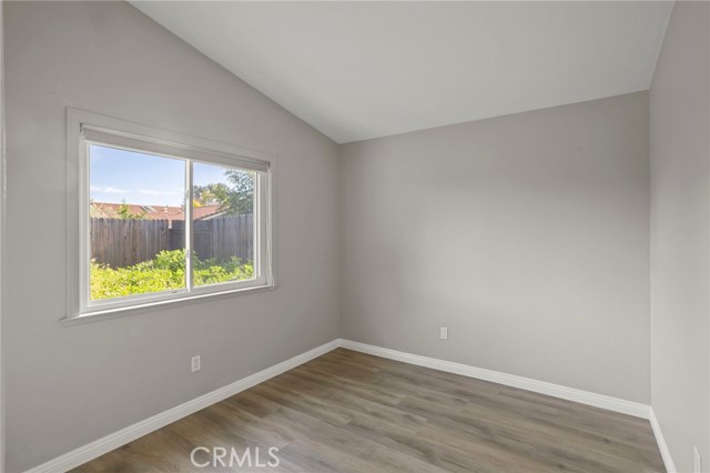 Detail Gallery Image 13 of 21 For 39472 Long Ridge Dr, Temecula,  CA 92591 - 3 Beds | 2 Baths