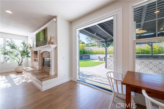 231 Knoll Ridge Road, Simi Valley CA: https://media.crmls.org/medias/42d76473-b2de-4e2c-80ad-6ada60d7cfaa.jpg