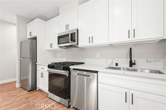 Detail Gallery Image 9 of 30 For 145 E 36th Pl #1/4,  Los Angeles,  CA 90011 - 2 Beds | 1 Baths
