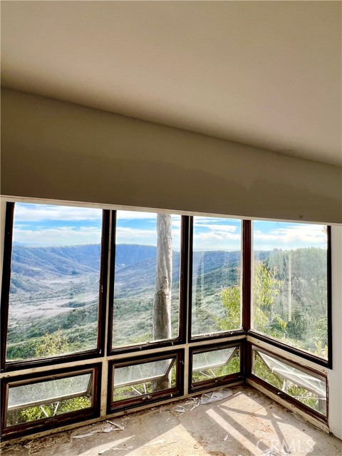 Detail Gallery Image 22 of 22 For 28832 Top of the World, Laguna Beach,  CA 92651 - 4 Beds | 3/1 Baths