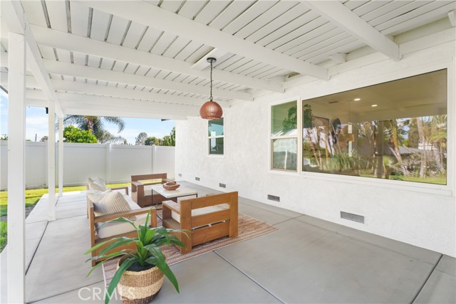 4532 Zella Lane, Yorba Linda CA: https://media.crmls.org/medias/42d99ff8-4403-4d19-971a-c7c3407363b4.jpg