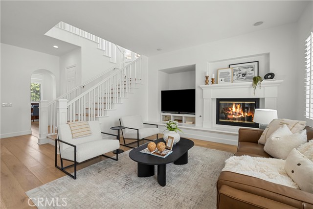 26814 Fairlain Drive, Valencia CA: https://media.crmls.org/medias/42da19ee-ee6f-413d-9a55-75f5130fe2f2.jpg