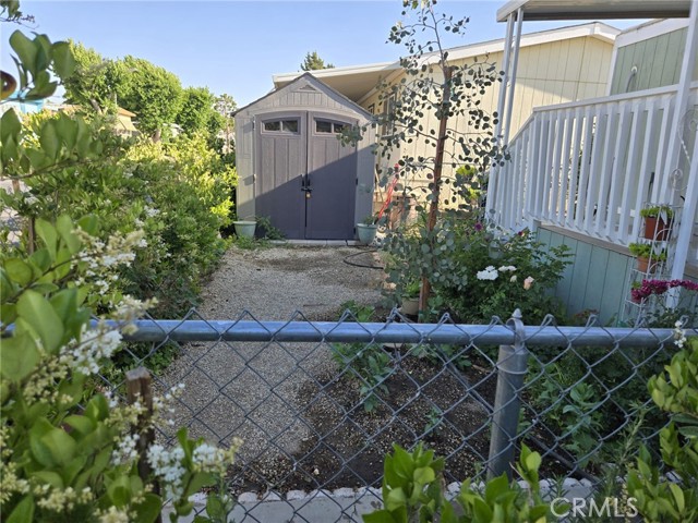 Detail Gallery Image 5 of 7 For 2550 E Avenue I #148,  Lancaster,  CA 93535 - 2 Beds | 1/1 Baths