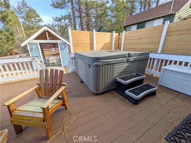 693 Knight Avenue, Big Bear Lake CA: https://media.crmls.org/medias/42dc2bd6-bbd2-4b0e-88a8-05e4413fa46e.jpg