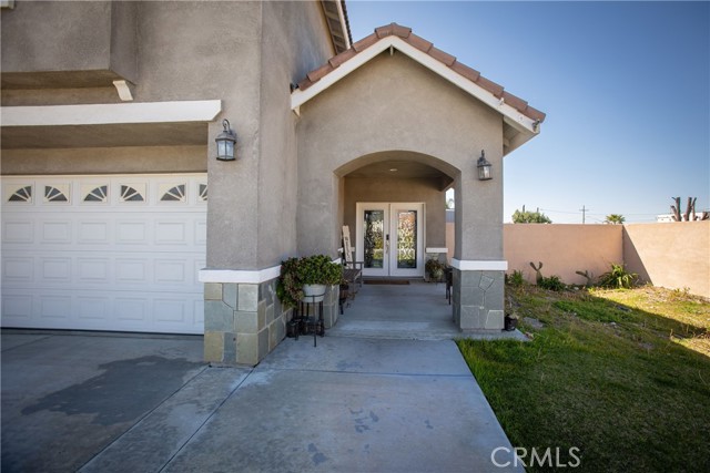 Detail Gallery Image 4 of 41 For 17545 Owen St, Fontana,  CA 92335 - 4 Beds | 3 Baths