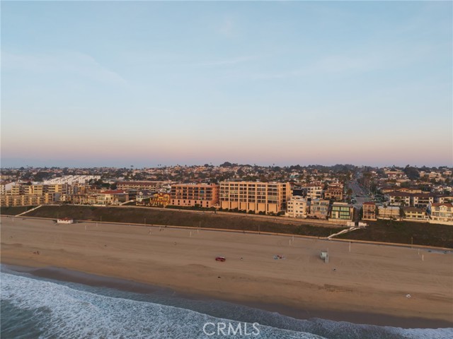 727 Esplanade, Redondo Beach, California 90277, 2 Bedrooms Bedrooms, 0 ,2 BathroomsBathrooms,Residential,For Sale,Esplanade,0,SB26097055