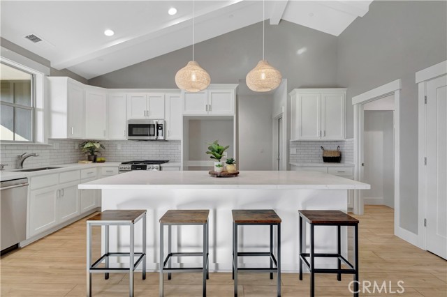 Detail Gallery Image 15 of 43 For 6319 Lucky John Rd, Paradise,  CA 95969 - 3 Beds | 2/1 Baths