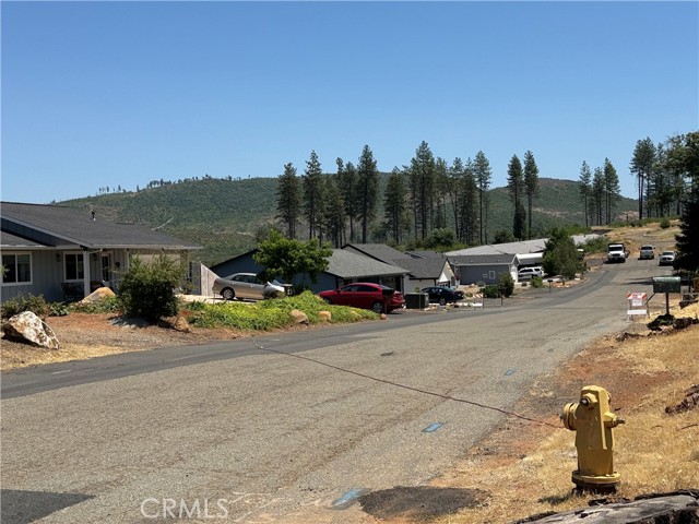 1866 Conifer Drive, Paradise CA: https://media.crmls.org/medias/42dd7a1a-8bee-4bb5-a77e-05c5a04cbcd9.jpg
